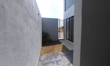CASA EN VENTA EN RESIDENCIAL SANTA BARBARA AGUASCALIENTES SUR PONIENTE