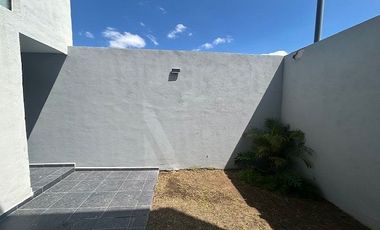 CASA EN VENTA EN RESIDENCIAL SANTA BARBARA AGUASCALIENTES SUR PONIENTE