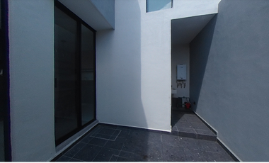 CASA EN VENTA EN RESIDENCIAL SANTA BARBARA AGUASCALIENTES SUR PONIENTE