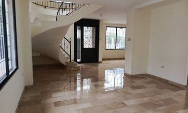 ALQUILER CASA KENNEDY NORTE