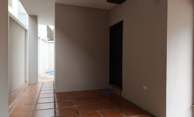 ALQUILER CASA KENNEDY NORTE
