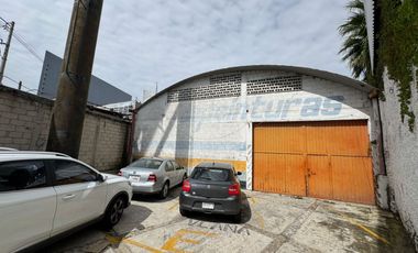 SE VENDE BODEGA INDUSTRIAL ATRAS DE VEANA ZAVALETA 600 M2