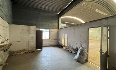 SE VENDE BODEGA INDUSTRIAL ATRAS DE VEANA ZAVALETA 600 M2