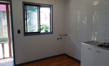 Casa con Cabañas Sector Regional