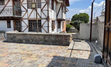 Venta de casa en la Mitad del Mundo.