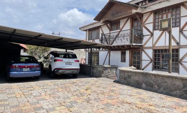 Venta de casa en la Mitad del Mundo.