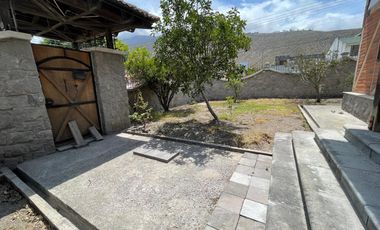 Venta de casa en la Mitad del Mundo.