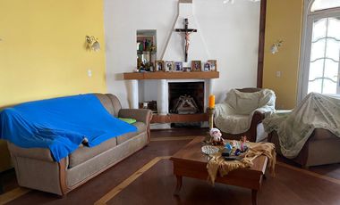 Venta de casa en la Mitad del Mundo.