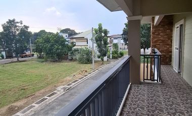 Furnished House and Lot for Sale in Clark Manor!