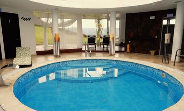 ESPECTACULAR!!!! Excelente Vista y Diseño!!!!! Con Piscina
