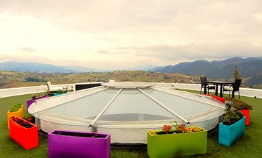 ESPECTACULAR!!!! Excelente Vista y Diseño!!!!! Con Piscina