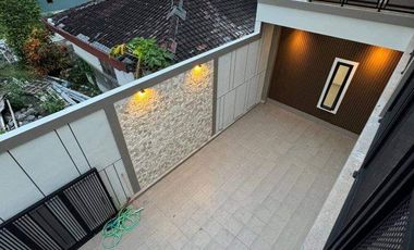 DIJUAL KOST EXCLUSIVE FULL FURNISHED FULL PENGHUNI DI UII JL KALIURANG