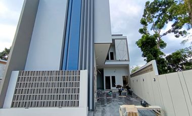 DIJUAL KOST EXCLUSIVE DI JL KALIURANG