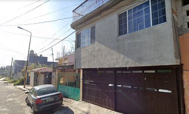 Casa Dúplex en venta Tomas Newcomb 235 PROPIEDAD ADJUDICADA