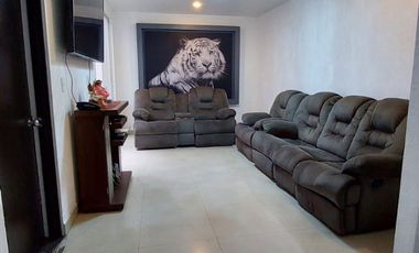 VENDO CASA AMPLIA DE 3 RECAMARAS, A 3 MIN DE LA LOPEZ PORTILLO