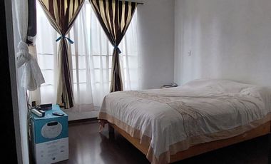 VENDO CASA AMPLIA DE 3 RECAMARAS, A 3 MIN DE LA LOPEZ PORTILLO