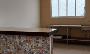 VENDO CASA AMPLIA DE 3 RECAMARAS, A 3 MIN DE LA LOPEZ PORTILLO