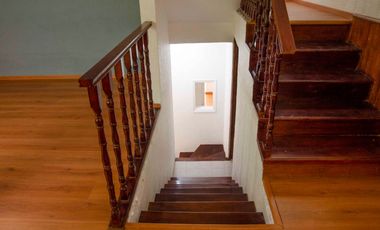 Casa en venta en Paseos del Bosque, dentro de fraccionamiento con jardín