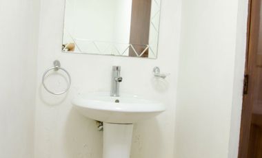 Casa en venta en Paseos del Bosque, dentro de fraccionamiento con jardín