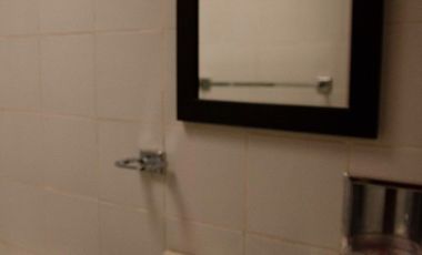 Casa en venta en Paseos del Bosque, dentro de fraccionamiento con jardín