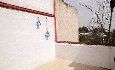 Casa en venta en Paseos del Bosque, dentro de fraccionamiento con jardín