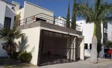Casa en Venta Haciendas de VistaHermosa Tlaquepaque   RECUPERACIÓN HIPOTECARIA