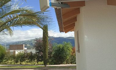 TERRENO DE VENTA EN URBANIZACION PRIVADA TABACUNDO ECUADOR