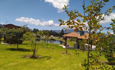 TERRENO DE VENTA EN URBANIZACION PRIVADA TABACUNDO ECUADOR