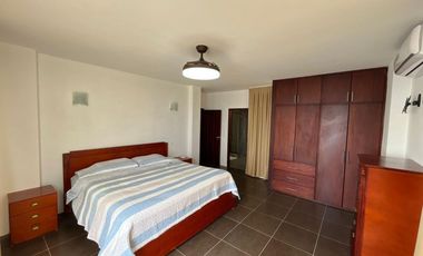 casa de venta frente al mar en manta zona sur