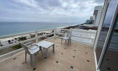 casa de venta frente al mar en manta zona sur