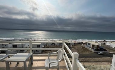 casa de venta frente al mar en manta zona sur