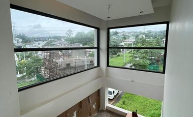 4 Bedrooms House and Lot with Staff Room in Highland Pointe Rizal WITH LAKE VIEW