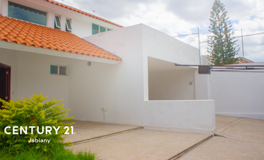 Hermosa casa en renta, Villas de Irapuato