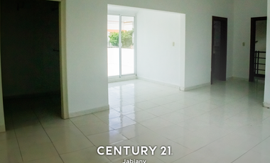 Hermosa casa en renta, Villas de Irapuato