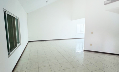 Hermosa casa en renta, Villas de Irapuato