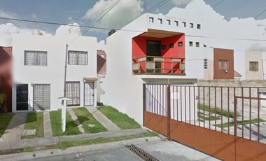 Casa en Remante Bancario.  **Fantástica oportunidad que no puede dejar pasar**