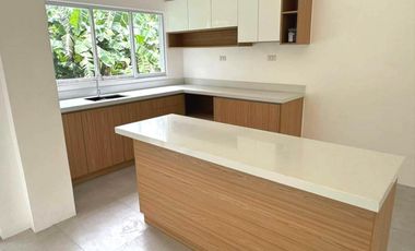 Brand New Multi-level Modern House in Consolacion Cebu