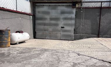 TERRENO EN RENTA IDEAL PARA GUARDAR VEHICULOS O MAQUINARIA