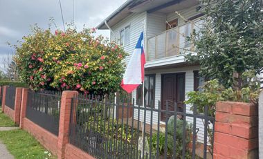 VENTA CASA AVENIDA MAULLIN
