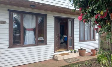 VENTA CASA AVENIDA MAULLIN
