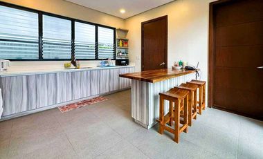 Modern Family Home with Private Pool in Amara Subdivision
