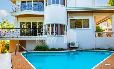 Picturesque Retreat Home with Grand Living Area and Pool in Consolacion