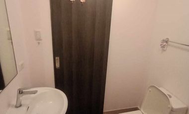 RUSH SALE REDUCED PRICE! 1BR CONDO UNIT - The Rise, Makati City