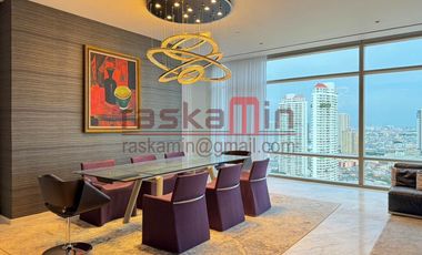 Ultra-Luxurious 4-Bedrooms, 4-Bathrooms Riverfront Residence at Four Seasons Private Residences Bangkok