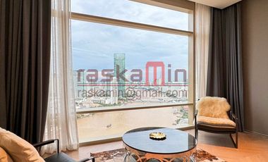 Ultra-Luxurious 4-Bedrooms, 4-Bathrooms Riverfront Residence at Four Seasons Private Residences Bangkok