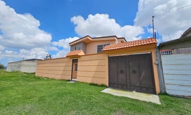 ¡Casa en Venta en Zinacantepec, Estado de México! A solo 5 minutos de Hacienda Barbabosa!