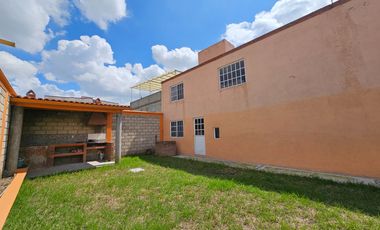 ¡Casa en Venta en Zinacantepec, Estado de México! A solo 5 minutos de Hacienda Barbabosa!