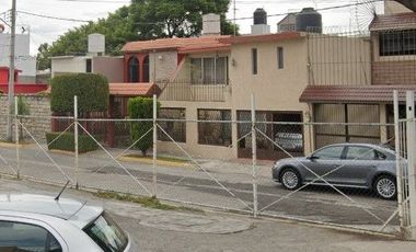 Excelente casa en Remante Bancario ¡¡¡Imagine duplicar su inversión a corto plazo!!!