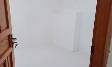 Jual Rumah Baru di Tengah Kota Solo Dekat Pasar Kembang Solo, Solo Grand Mall