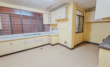 Old House and Lot For Sale at San Miguel Village Makati 315 SQM LA